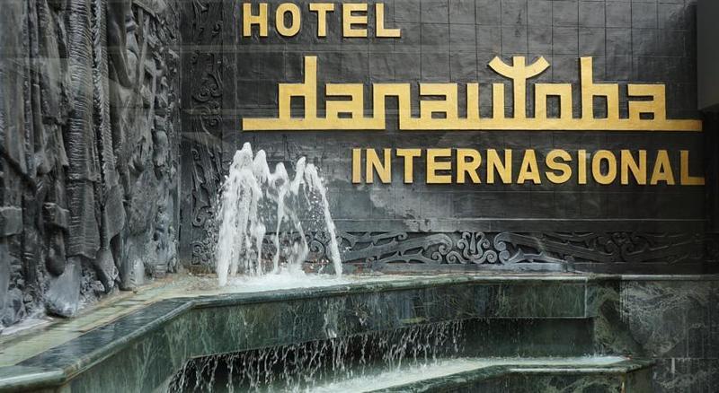 Danau Toba Hotel International Medan Exterior photo